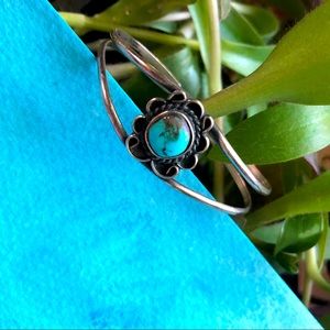 Silver & Turquoise xs bangle, adjustable, unmarked